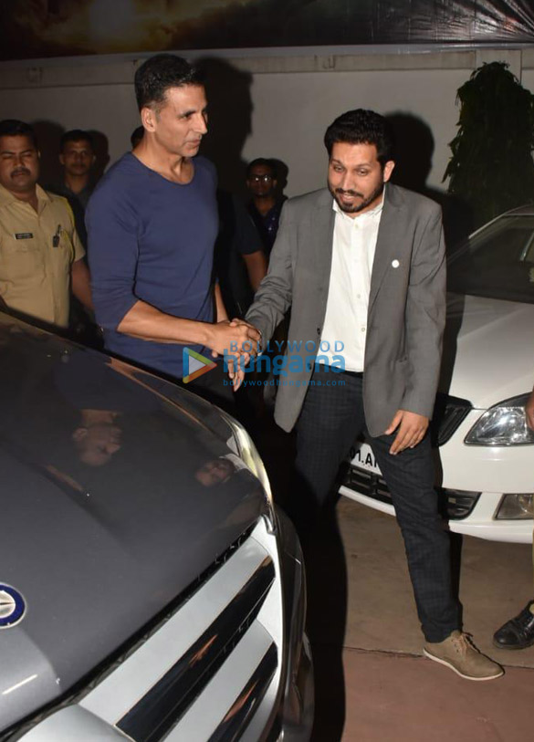 photos akshay kumar hosts a special screening of mission mangal 4