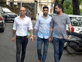 Photos: Celebs attend Hrithik Roshan's grandfather J.Om Prakash's funeral