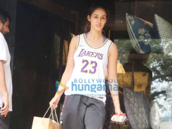 Photos: Disha Patani snapped at a store in Juhu