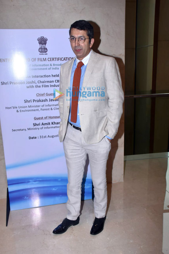 photos ekta kapoor prasoon joshi ramesh s taurani and others unveils the new look and certificate design of cbfc central board of film certification 9