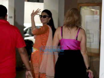 Photos: Jacqueline Fernandez snapped at clinic in Bandra