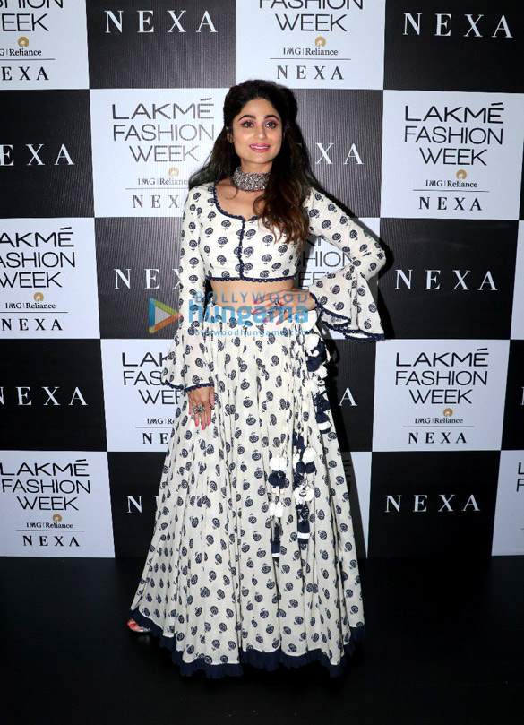 photos kangana ranaut malaika arora shilpa shetty walk the ramp as show stoppers at lakme fashion week 2019 day 5 16