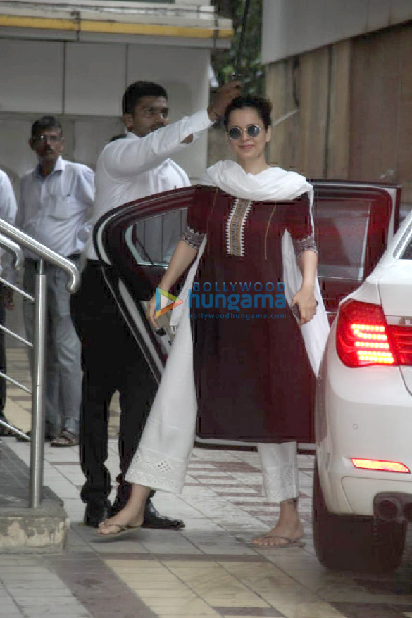 photos kangana ranaut snapped at dance class 2