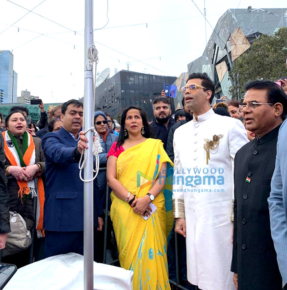 photos karan johar snapped hoisting the indian flag in melbourne 4
