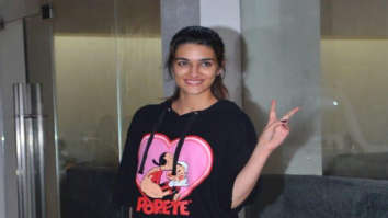 Photos: Kriti Sanon snapped at a dubbing studio in Juhu