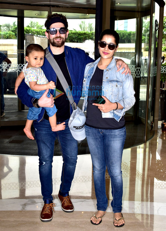 photos neil nitin mukesh snapped with family at jw marriott in juhu 1