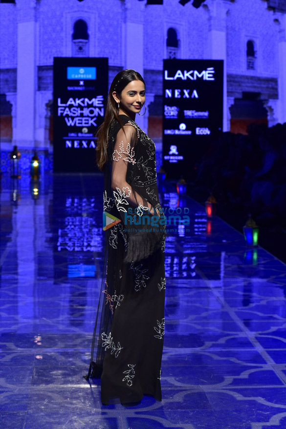photos pooja hegde diana penty and others snapped at lakme fashion week winterfestive 2019 day 3 0101 3