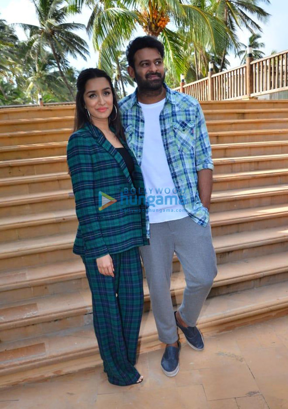 photos prabhas and shraddha kapoor snapped promoting saaho at jw marriott 3