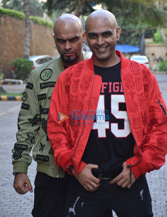 Photos Raghu Ram and Rajiv Lakshman promote Skulls & Roses (2) | Raghu ...