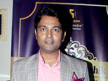 Photos: Rahul Roy, Karanvir Bohra, Dheeraj Kumar and others attended Pandit Pawan Kaushik's birthday bash