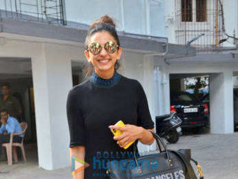 Photos: Rakul Preet Singh snapped in Juhu