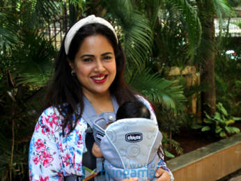 Photos: Sameera Reddy snapped in Bandra