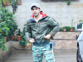 Photos: Sara Ali Khan and Varun Dhawan spotted at a dance class