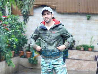 Photos: Sara Ali Khan and Varun Dhawan spotted at a dance class