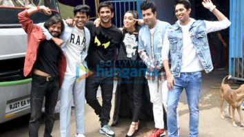 Photos: Shraddha Kapoor, Sushant Singh Rajput, Nitesh Tiwari and others spotted outside Reliance Studios Filmcity