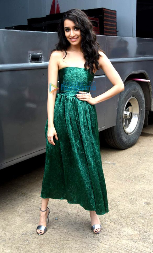 photos shraddha kapoor varun sharma and others snapped on the sets of nach baliye 9 1