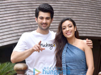 Photos: Sunny Deol, Karan Deol and Saher Bamba snapped during Pal Pal Dil Ke Paas promotions