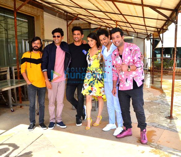 photos sushant singh rajput and varun sharma snapped during chhichhore promotions 7