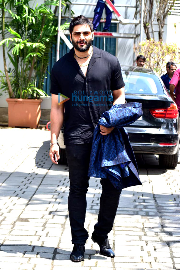 photos team of prasthanam snapped leaving to promote the film in delhi 2
