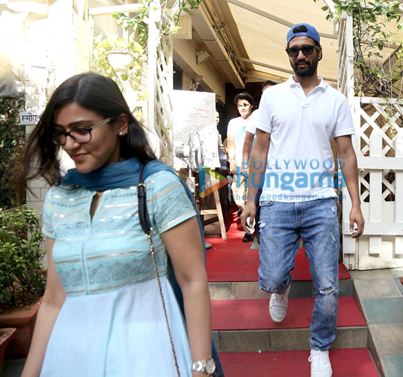 photos vicky kaushal spotted at smoke house deli in bandra 3