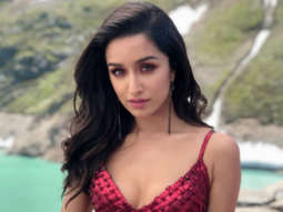 Saaho: Shraddha Kapoor looks stunning in this wine-coloured dress in the song ‘Enni Sohni’