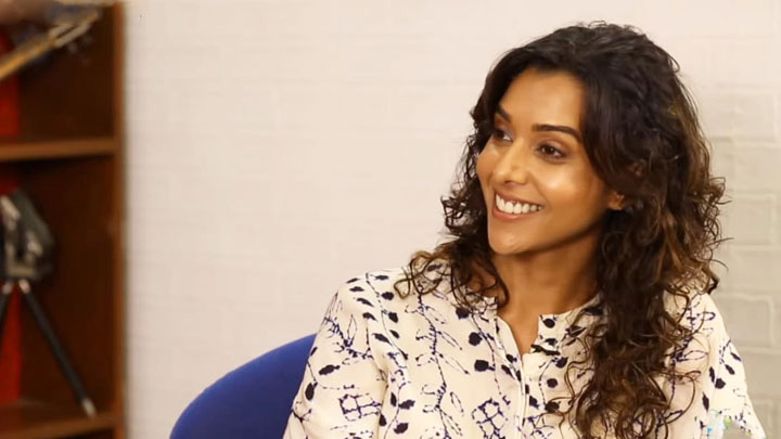 “War is STYLISH, Hrithik – HOT, Shahid – HARDWORKING”: Anupriya’s SUPERB Rapid Fire | Salman “War is STYLISH, Hrithik – HOT, Shahid – HARDWORKING”: Anupriya’s SUPERB Rapid Fire | Salman
