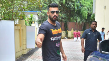 Arjun Kapoor spotted at Croma, Andheri