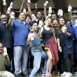 On The Sets From The Movie Coolie No. 1