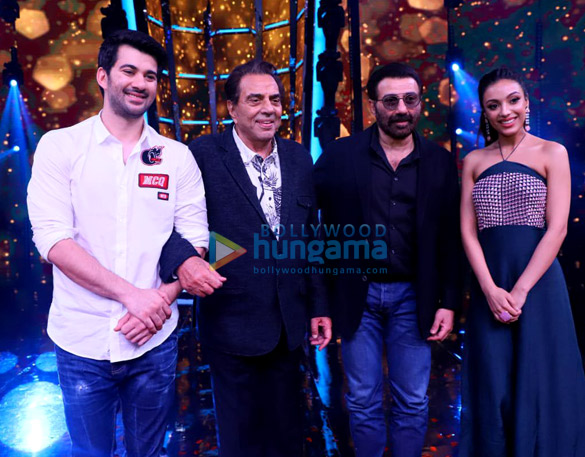dharmendra karan deol sahher bambba and sunny deol snapped on the sets of superstar singer to promote pal pal dil ke paas 3