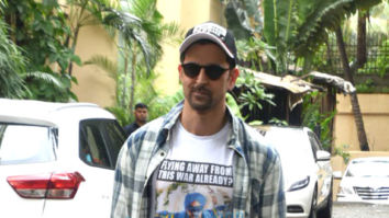 Photos: Hrithik Roshan snapped in Mumbai promoting War