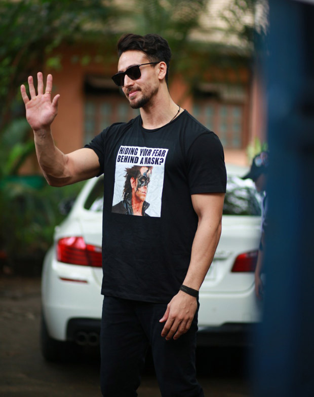 It’s Hrithik Roshan vs Tiger Shroff at War promotions! 