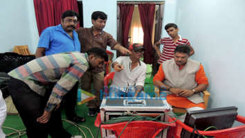 on the sets of the movie Kirket