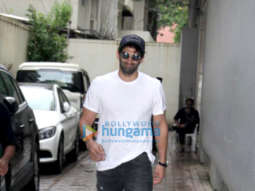 Photos: Aditya Roy Kapur spotted at Vishesh Films’ office