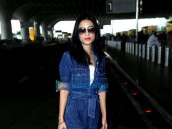 Photos: Ajay Devgn and Amrita Rao snapped at the airport