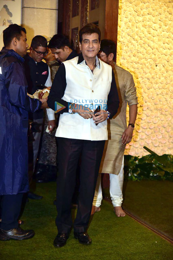 photos celebs grace anil ambanis residence for ganesh chaturthi celebration5 16
