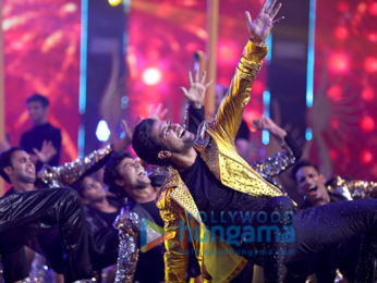 Photos: Celebs grace the 20th IIFA Awards 2019 at NSCI, Dome