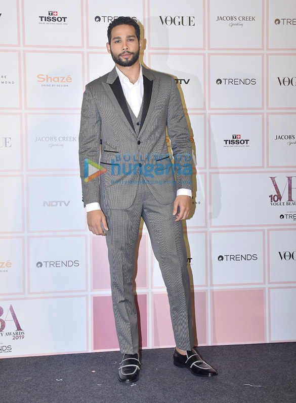 photos celebs grace the vogue beauty awards 2019 38