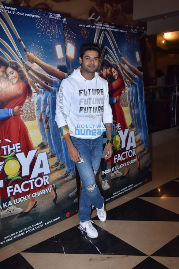 photos celebs grace the special screening of the zoya factor 2