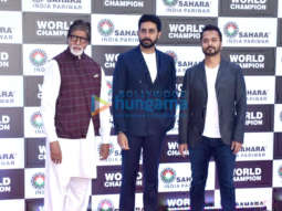 Photos: Celebs snapped at the felicitation of P. V. Sindhu with Subrata Roy and Sahara India Pariwar