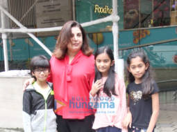 Photos: Farah Khan snapped with her kids at Foodhall in Khar