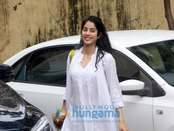 Photos: Janhvi Kapoor spotted outside her pilates class
