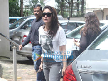 Photos: Kareena Kapoor Khan spotted in Bandra