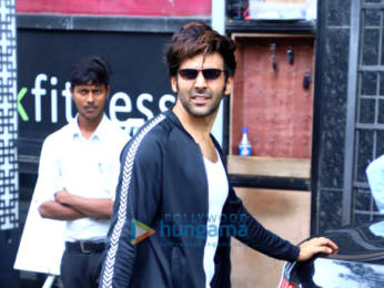 Photos: Kartik Aaryan snapped at the gym