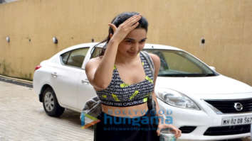 Photos: Kiara Advani snapped at boxing class