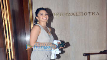 Photos: Kiara Advani spotted at Manish Malhotra’s house in Bandra
