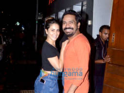 Photos: Kim Sharma and Mushtaq Sheikh spotted at Salt Water Cafe in Bandra