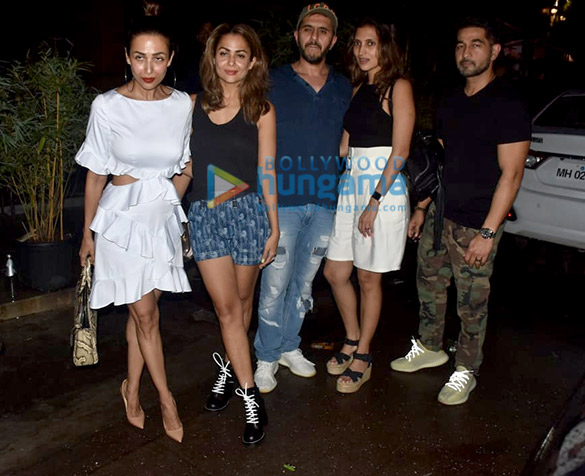 photos malaika arora amrita arora and ritesh sidhwani spotted at pali bhavan in bandra 2
