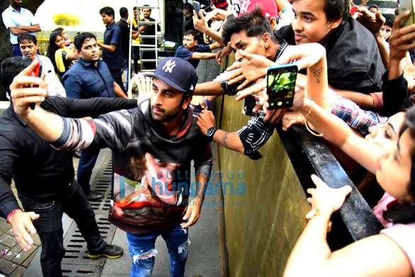 photos ranbir kapoor snapped meeting his fans on his birthday 5