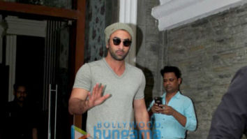 Photos: Ranbir Kapoor spotted at a clinic in Bandra