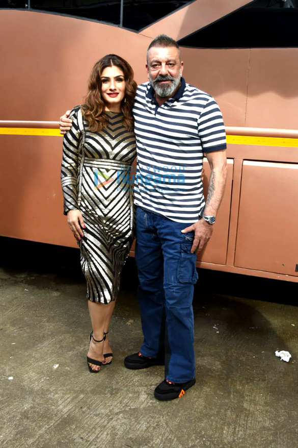 Photos: Sanjay Dutt and Raveena Tandon snapped on the sets of Nach Baliye Photos: Sanjay Dutt and Raveena Tandon snapped on the sets of Nach Baliye